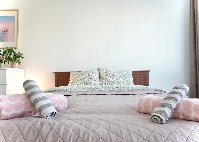 Cozy Near The Center Apartamento